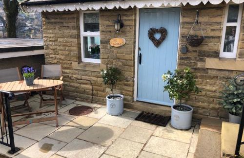 Holmfirth Casa | "The Lodge", Holmfirth