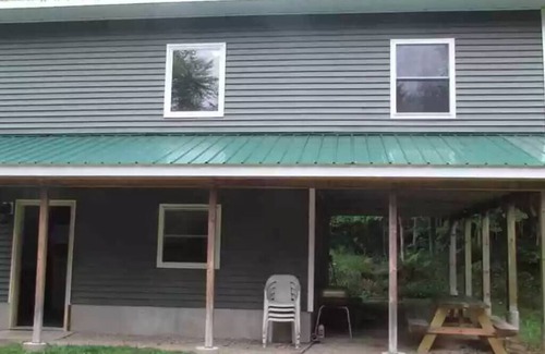 Munising Casa | The Loft : A Pet Friendly Location Near All Of Munising's Best Attractions