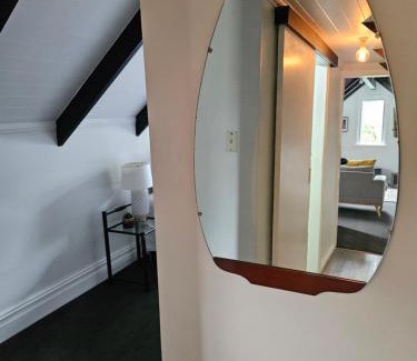 Onerahi Casa | The Loft Guesthouse NZ