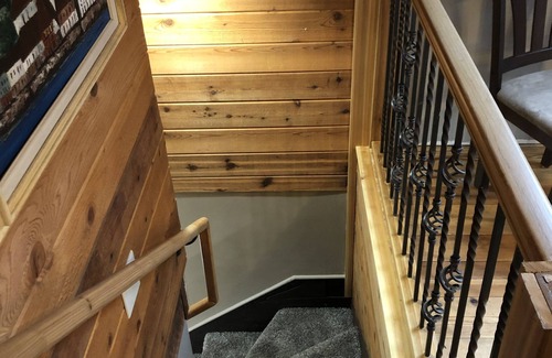 Weaverville Casa | The Loft King Room w/ full kitchen in historic Carriage House building.