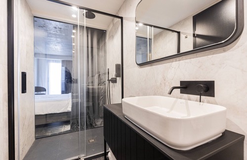 Sliema Hotel | The Londoner Hotel St. Julians