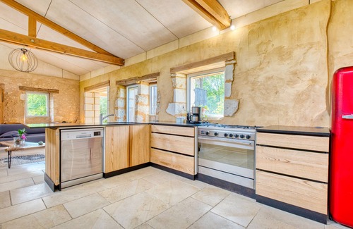 Saint-Astier Casa | La longère de Astérius - Estancia relajante en un alojamiento ecológico en Saint-Astier