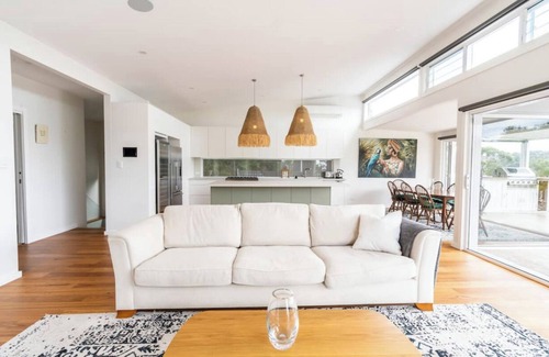 North Narrabeen Casa | The Lookout - Hamptons Treehouse