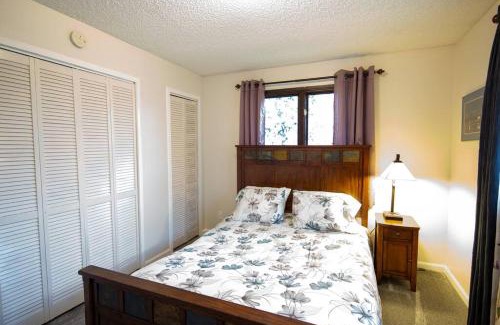 Spenard Casa | The Lotus Room - Private Room Rental