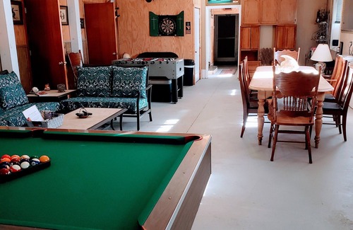 Engelhard Casa | The Lucky Hook, Hyde Co, Waterfront, Pet & Family Friendly w/kayaks, Fireplace