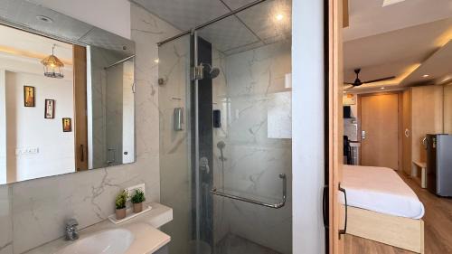Shyam Nagar Hotel | The luxurious cozy stay