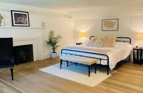 Fayetteville Cama Y Desayuno | The Magnolia Room , 1840 Farmhouse Near Jack Daniels - The Hopestead B&B