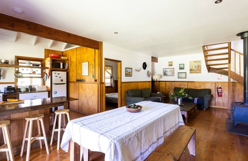 Bungwahl Cabina | The Mainstay