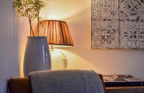 Cirencester Apartamento | The Malthouse - Naturally styled central apartment