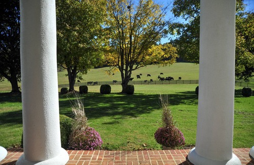 Swoope Casa | Home-Familiar-Baño Privado-Vista a la Montana-Hunter Ridge Estate