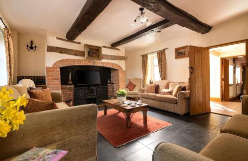 Hope Bowdler Casa | The Manor House