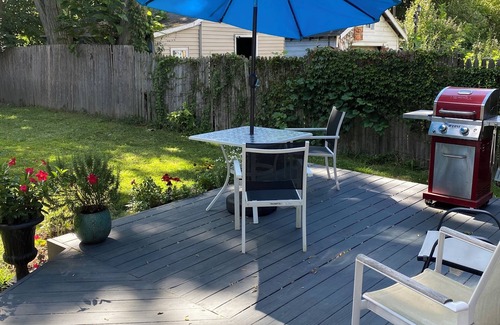 Kingston Casa | The Manor, Mid-Town