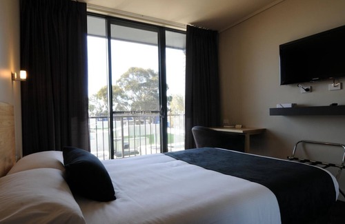 Mansfield Park Hotel | The Mansfield Park Hotel