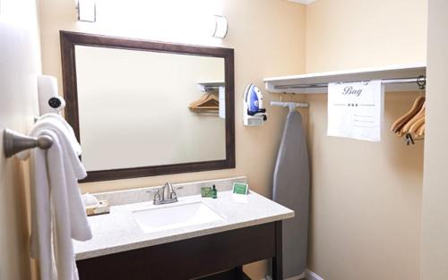 Laconia Complejo | The Margate Resort