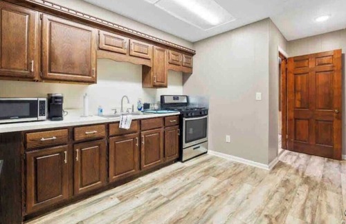 Ashland Apartamento | The Market Apts by Nest and Bloom - Suite 2 (5047)