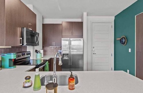West End Apartamento | The McConaughey Flat Downtown ATX 1BR/1BA
