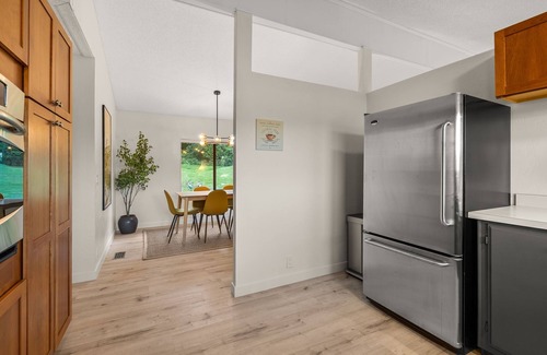Shelton Casa | The Meadow on Hammersley Sauna, Spa & Waterviews