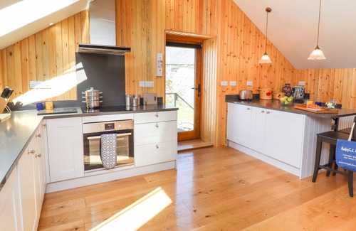 Yelverton Cabaña | THE MEETING HOUSE @ YELLOWMEAD FARM, romantic in Yelverton