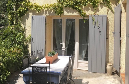 Saint-Maximin Casa | La reunión en Saint Maximin, Uzès