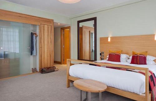 Kings Cross St. Pancras Hotel | The Megaro Hotel - Kings Cross St Pancras, London
