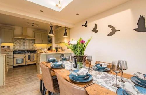Worth Casa | The Merriment