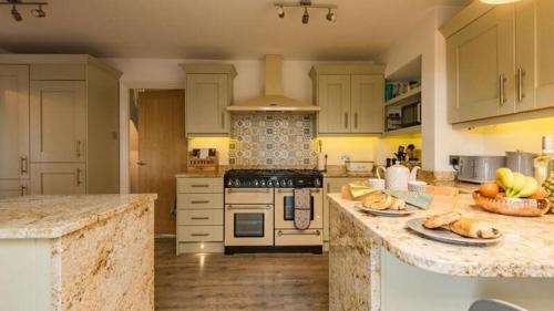Worth Casa | The Merriment