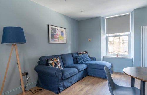 Paisley Apartamento | The Mid-Level Apartment - Paisley