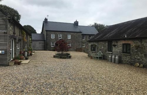 Pentrefelin Casa | The Milking Parlour