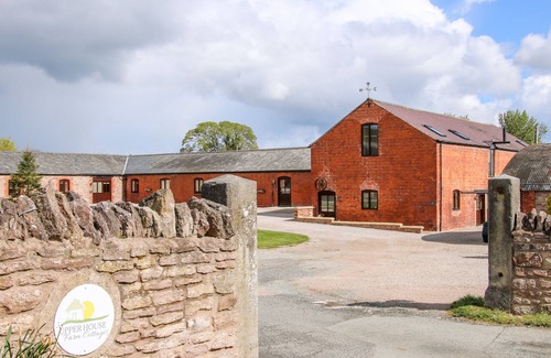 Alberbury Cabaña | The Mill House