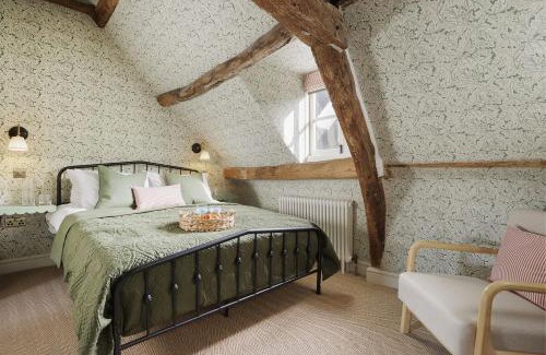 Cirencester Casa | The Millers Snug at Cowley House