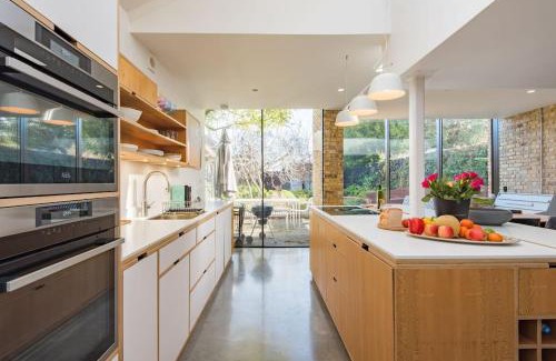Whitstable Casa | The Modern Cottage
