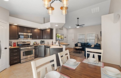 Nampa Casa | The Monarch by Host Boise near NNU and St Luke's Hospital