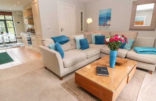 Lostwithiel Casa | THE MOORINGS, family friendly, with a garden in Lostwithiel