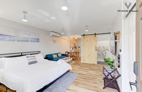 Downtown Memphis Apartamento | The Moose #11 - Luxe Modern loft with King Bed, Free Parking & Wi-Fi