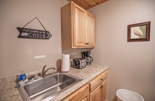 Lincoln Cabina | The Mount Lincoln HomeAway from Home at the PEMICABINS