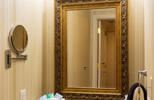 Mount Vernon Hotel | The Mount Vernon Grand Hotel