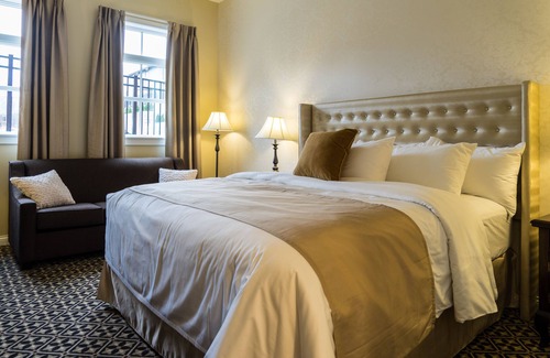 Mount Vernon Hotel | The Mount Vernon Grand Hotel