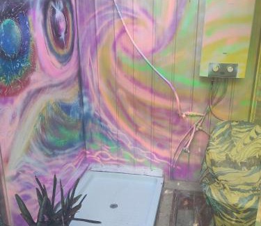 Raglan Casa | The MUD HOUSE