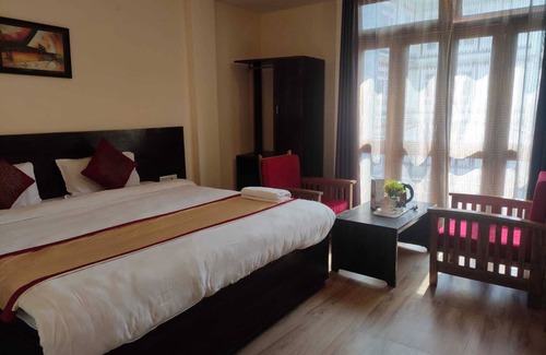 Gangtok Hotel | The Narayani Continental Hotel