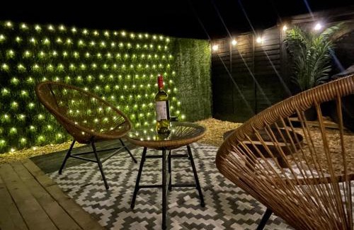 Robertsbridge Otro | The Nest @The Outside Inn
