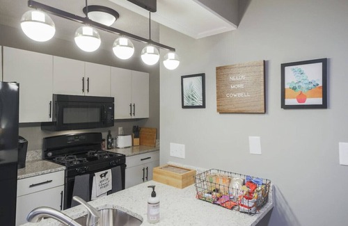 Martinsburg Casa | The New York'er 3 bedroom Duplex
