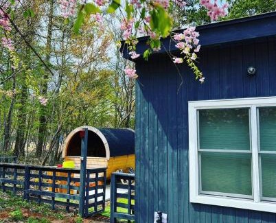 Yamanakako Apartamento | The No.10 山中湖／サウナとBBQ、焚き火が楽しめる自然に囲まれた別荘【ペット可】