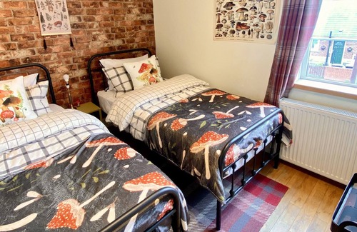 Chester-le-Street Otro | The Nutshell - Family Friendly - Dog Friendly - Near Beamish
