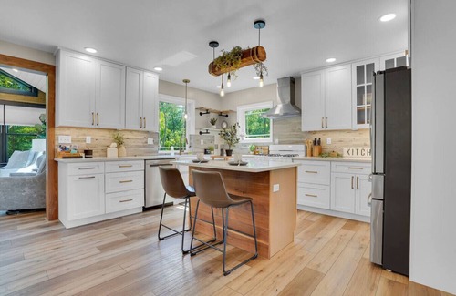 Loyalton Casa | The Oakdale Retreat with Pickleball Court