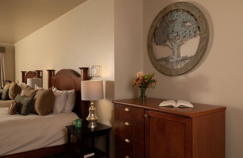 Spirit Lake Cama Y Desayuno | The Oakwood Inn – Adults Only