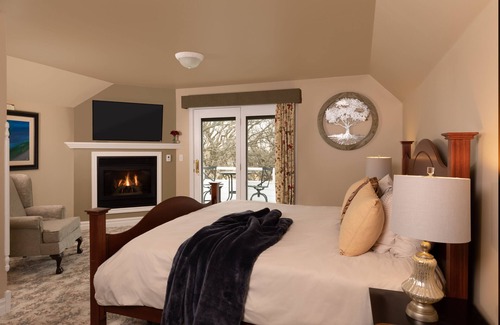 Spirit Lake Cama Y Desayuno | The Oakwood Inn – Adults Only