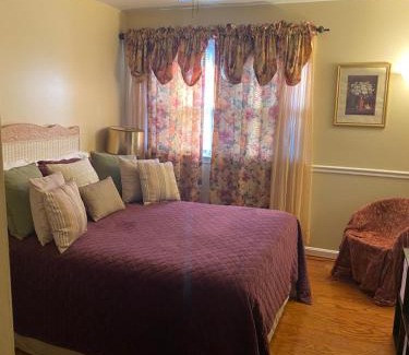Clinton Casa | The Oasis