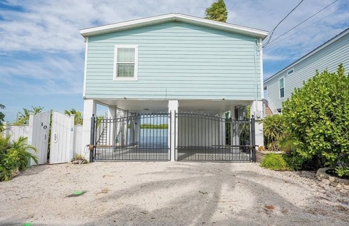 Bay Point Casa | The oasis-waterfront house
