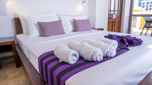 Kollupitiya Hotel | The Ocean Front