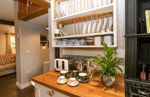 Pembridge Cabaña | THE OLD BAKEHOUSE, pet friendly, with open fire in Pembridge